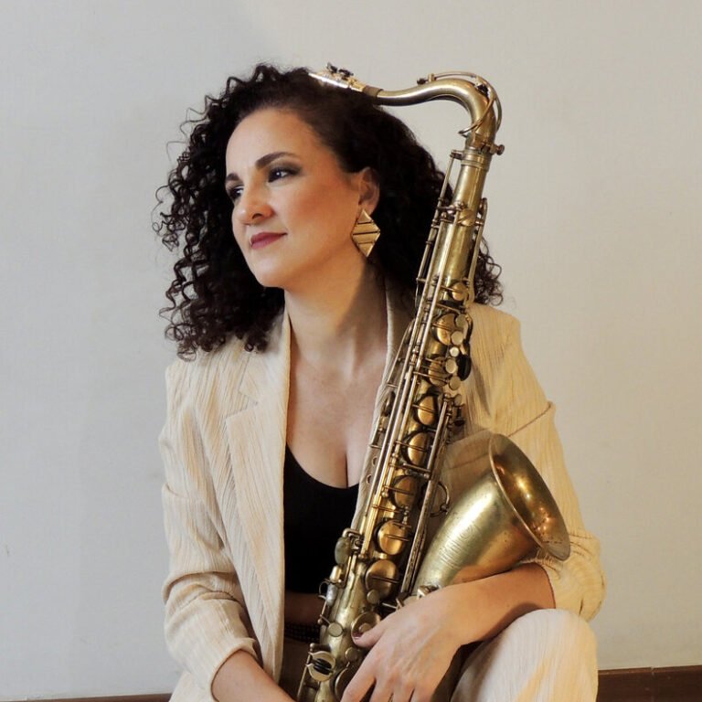 Síntia Piccin